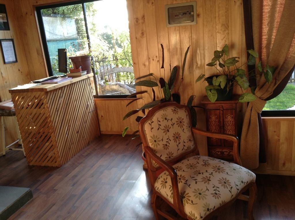 Hostal Monica Pucón Esterno foto